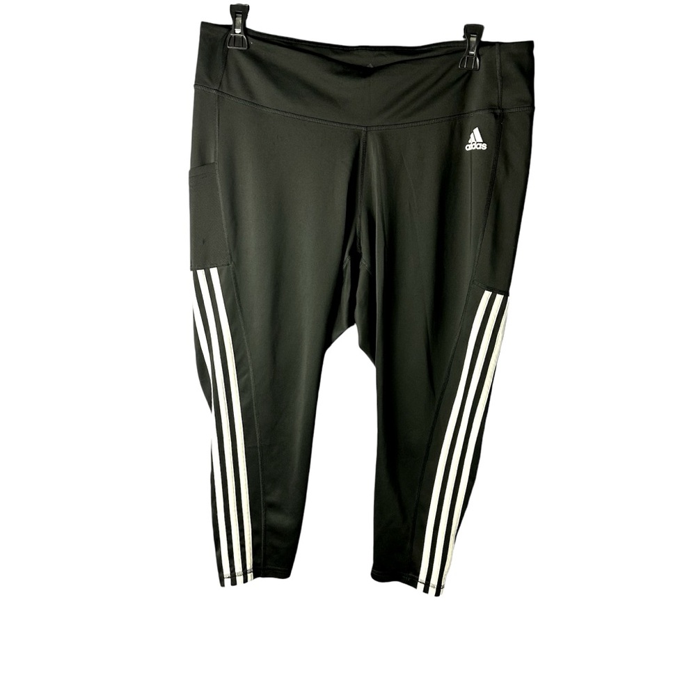 Adidas’s Women’s Capris Athletic Pants